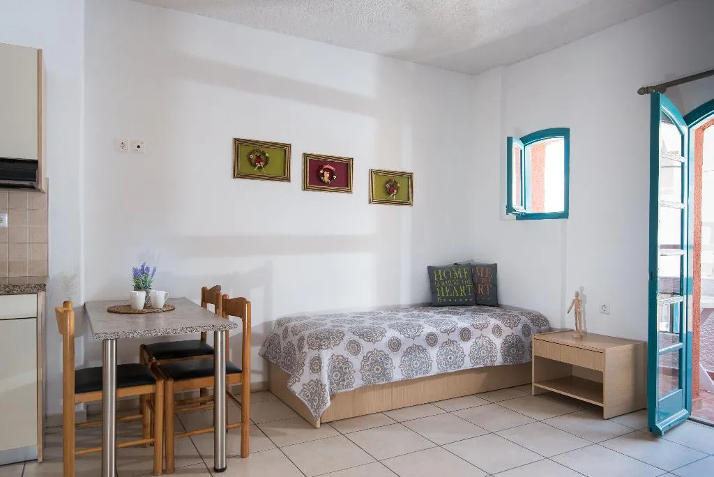 APARTMENT GARDEN VIEW ONE BEDROOM Room, Sarpidon Apartments, Crete