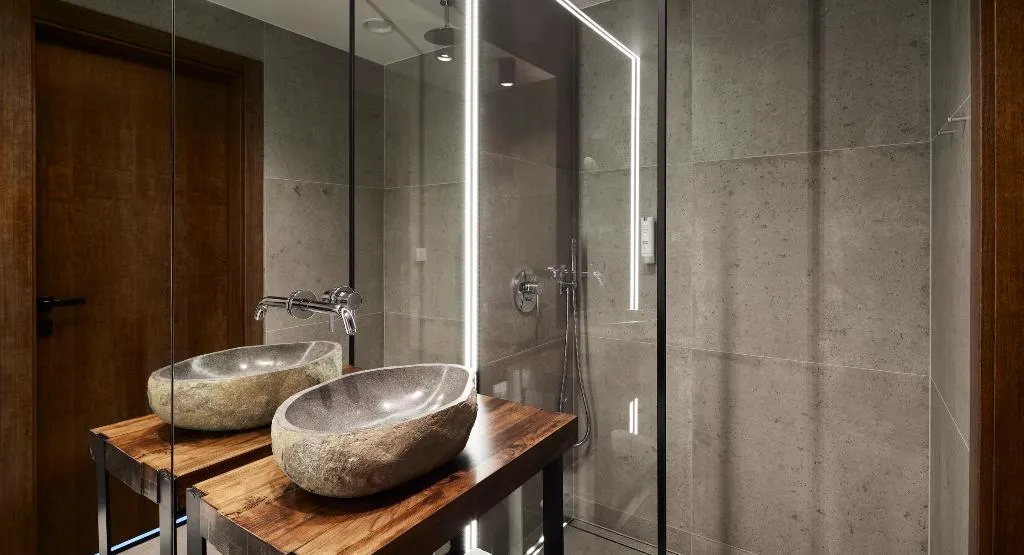 DOUBLE STANDARD Room, New Port Hotel, Krakow