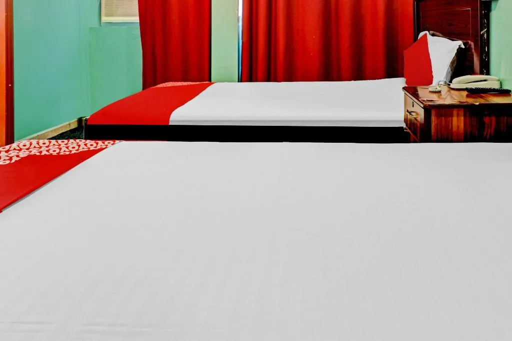 TWIN STANDARD Room, Al Karawan Hotel, Dubai