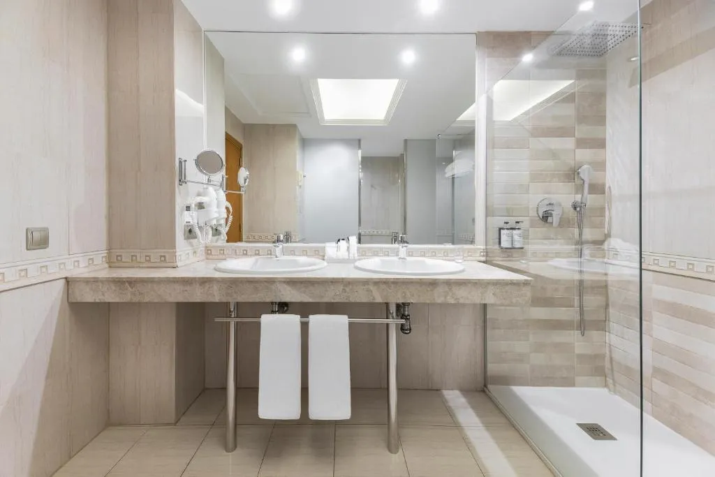 SUITE CAPACITY 3 Room, Elba Vecindario Aeropuerto Business & Convention, Gran Canaria