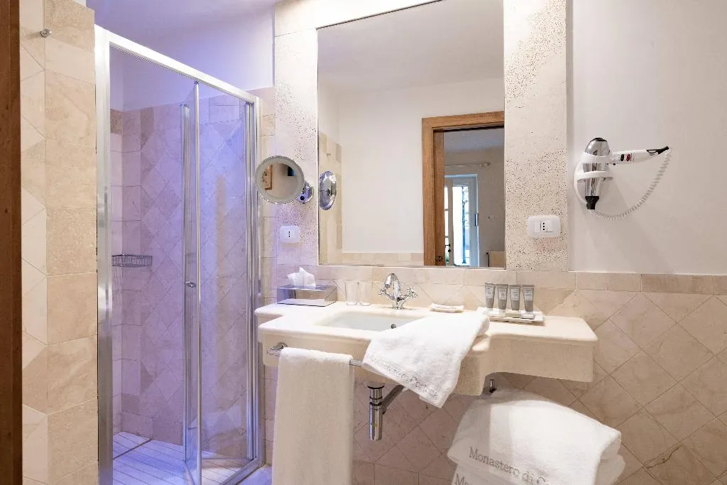 DOUBLE CLASSIC KING BED Room, Monastero di Cortona Hotel & Spa, Perugia