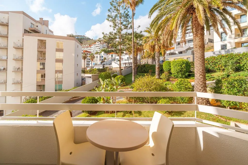 Double or Twin SUPERIOR GARDEN VIEW Room, Muthu Raga Madeira Hotel, Madeira
