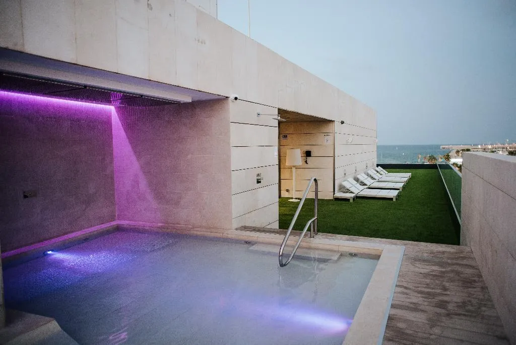 Terrace, Neptuno, Valencia