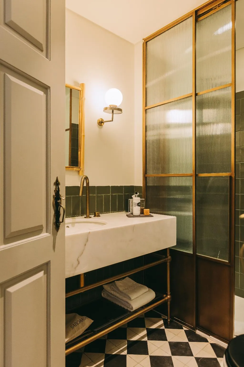 Double or Twin CLASSIC WITH BALCONY Room, Torel Saboaria, Porto