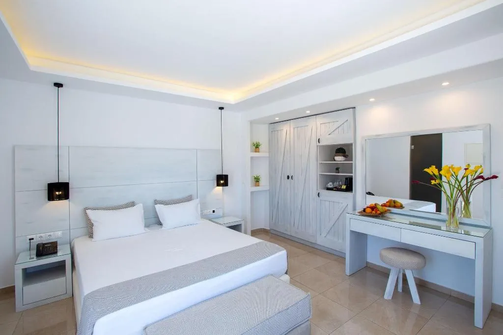 Room, Tropicana Hotel, Mykonos