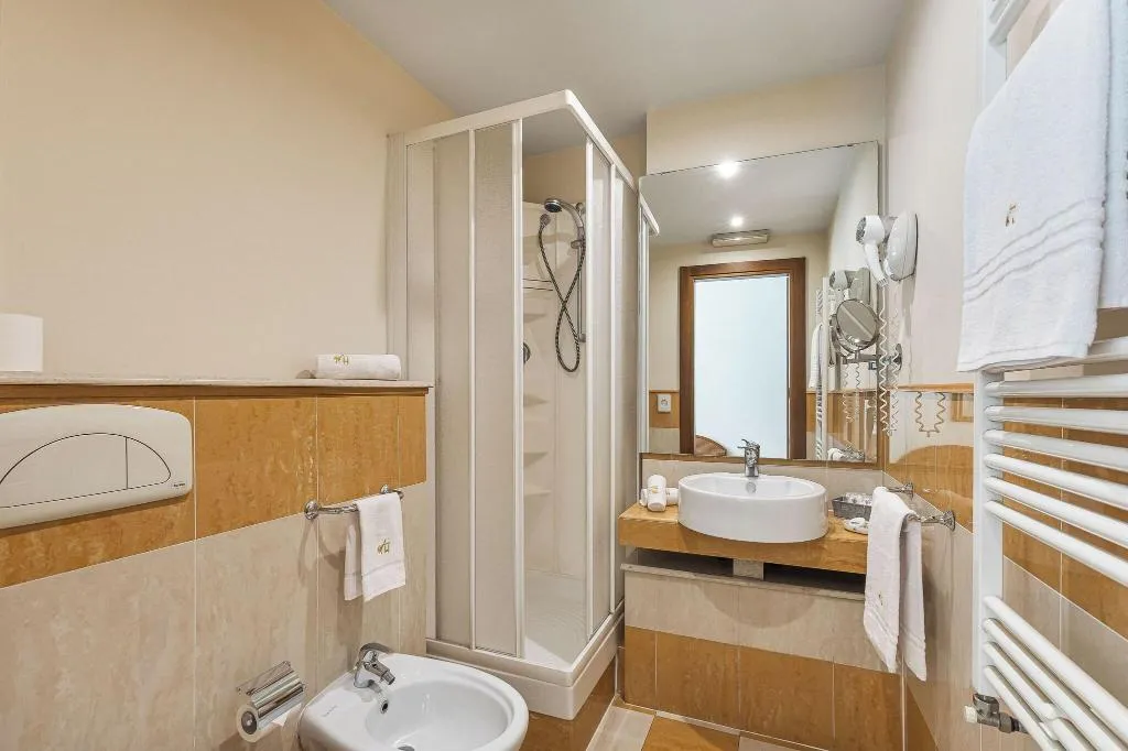 Room, Welcome Hotel, Milan