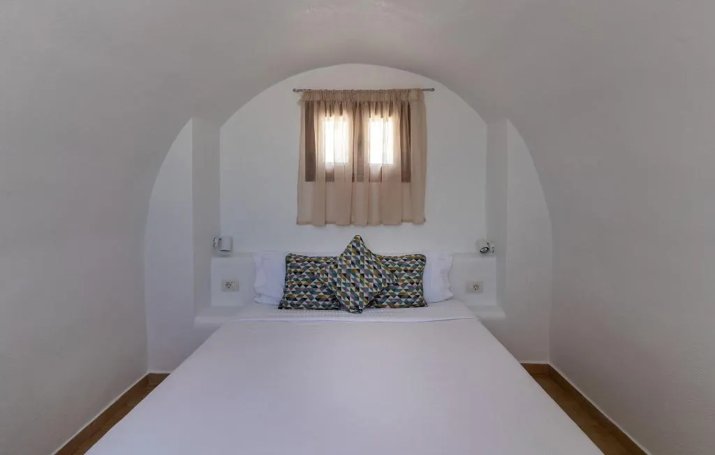 Room, Anamnesis Spa Luxury Apartments, Santorini