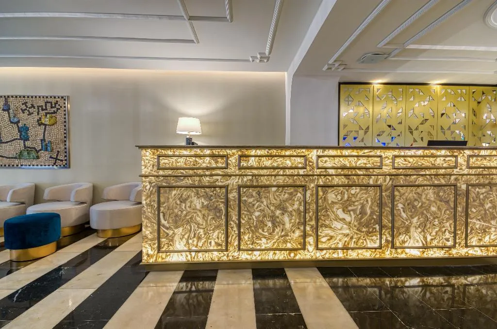 Lobby, Hotel Borges Chiado, Lisbon