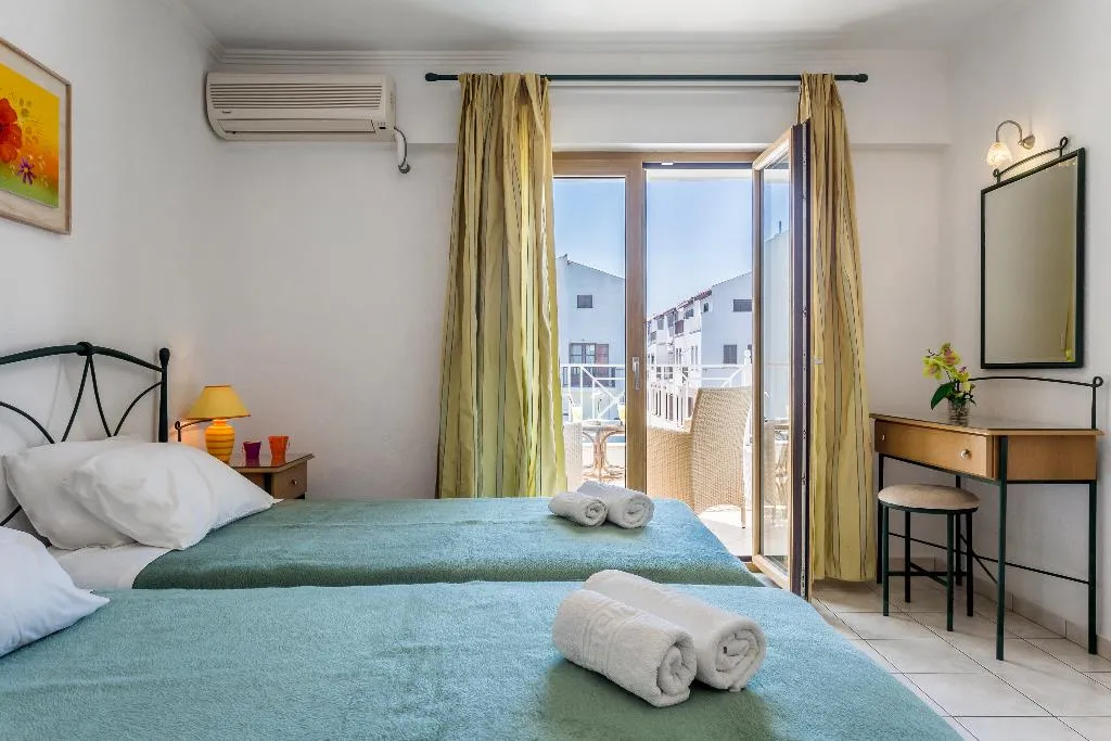 STUDIO CAPACITY 2 Room, Ritsa Apartments, Skiathos