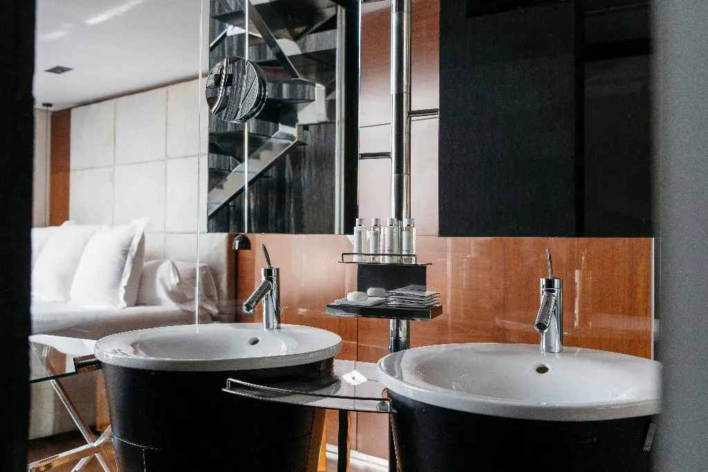 SUITE STANDARD Room, Urban, Madrid