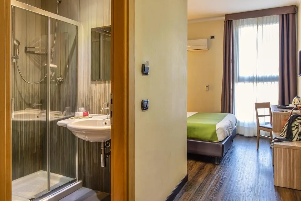 DOUBLE SUPERIOR Room, Hotel Roma Sud, Rome
