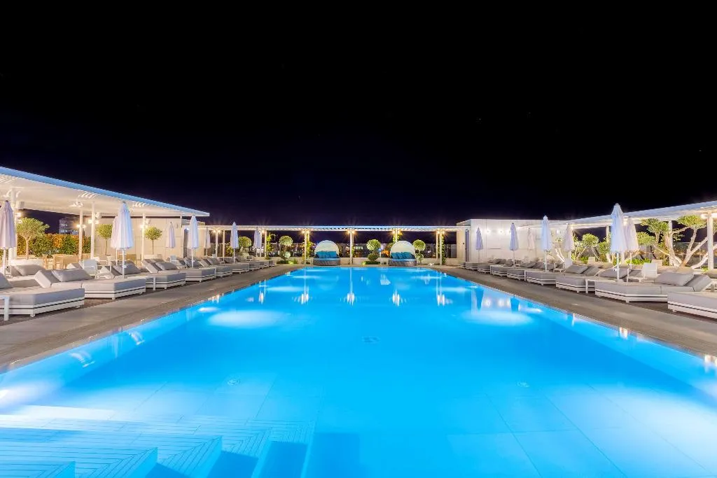 Bar, Radisson Blu Hotel Larnaca, Cyprus