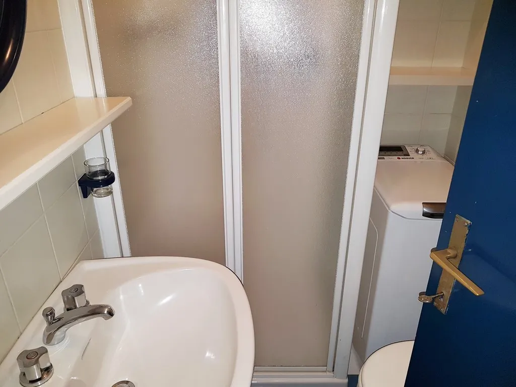 APARTMENT CAPACITY 4 TWO BEDROOMS Room, Terza Spiaggia and la Filasca, Olbia