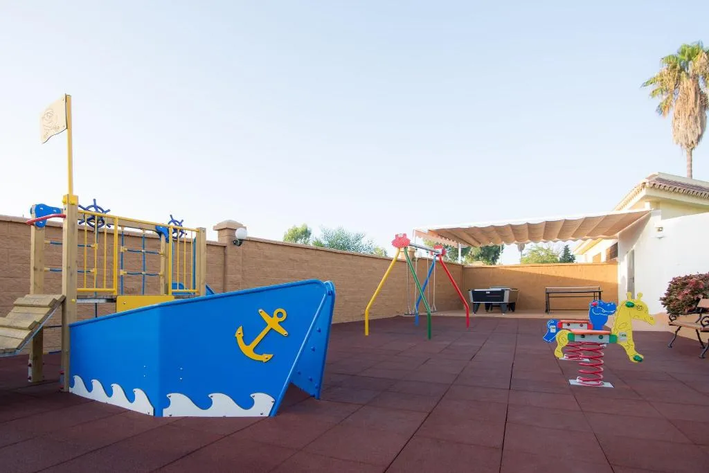 Sports and Entertainment, Royal Costa, Costa Del Sol