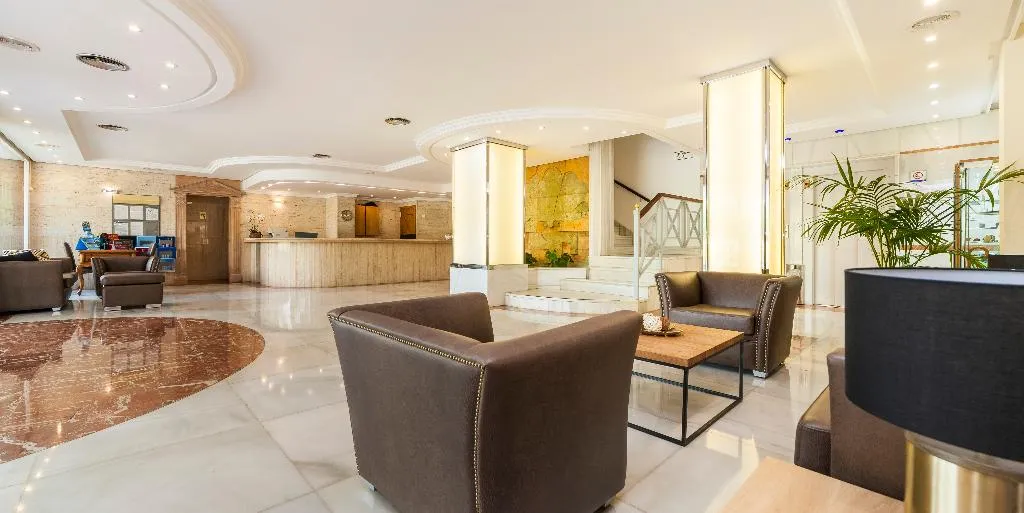 Lobby, Globales Palmanova Palace, Majorca