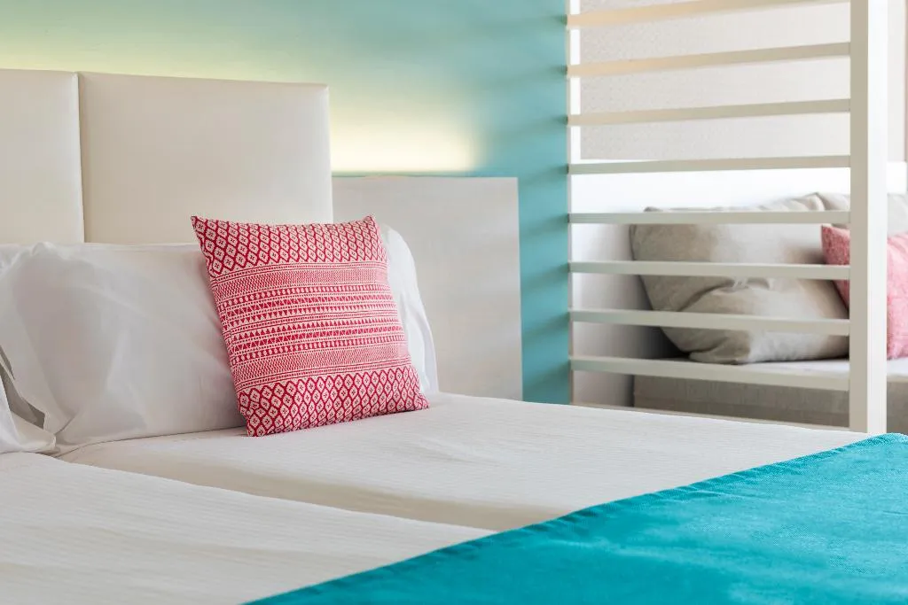 TRIPLE DELUXE Room, Leonardo Royal Hotel Mallorca, Majorca