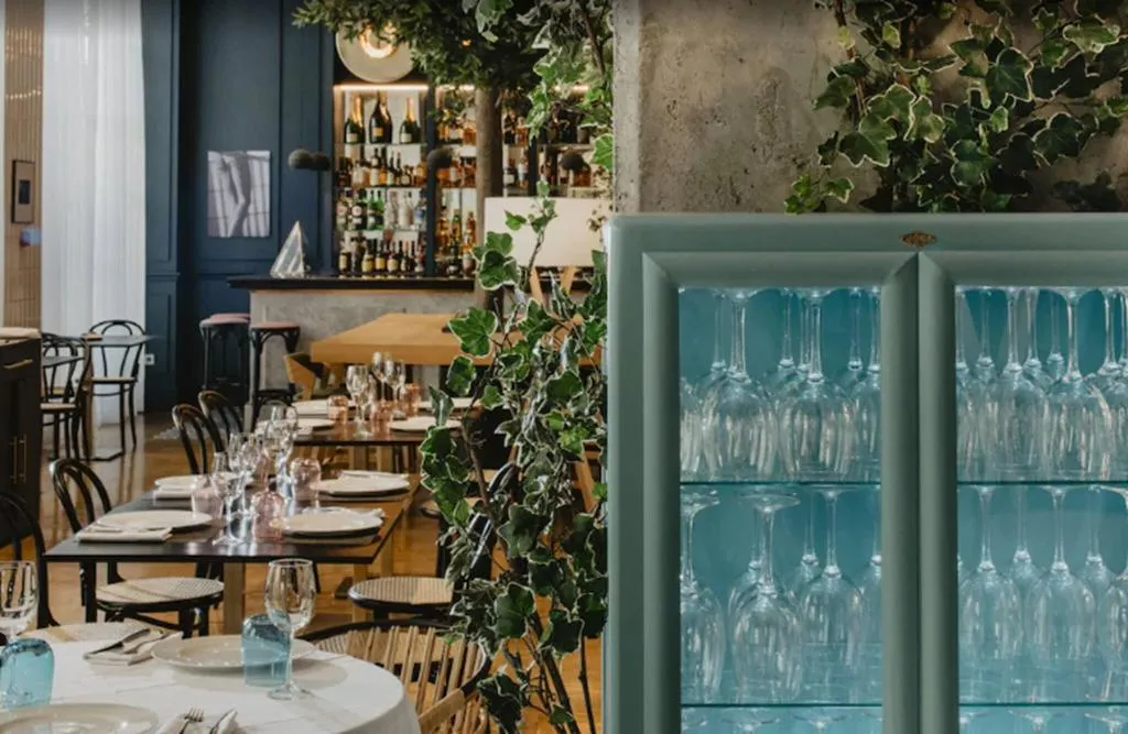 Restaurant, Mirador de Chamartin, Madrid