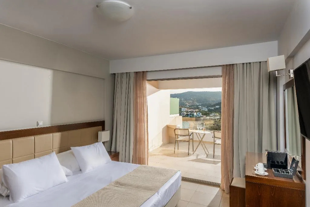 SUITE TWO BEDROOMS Room, Miramare Resort & Spa, Crete