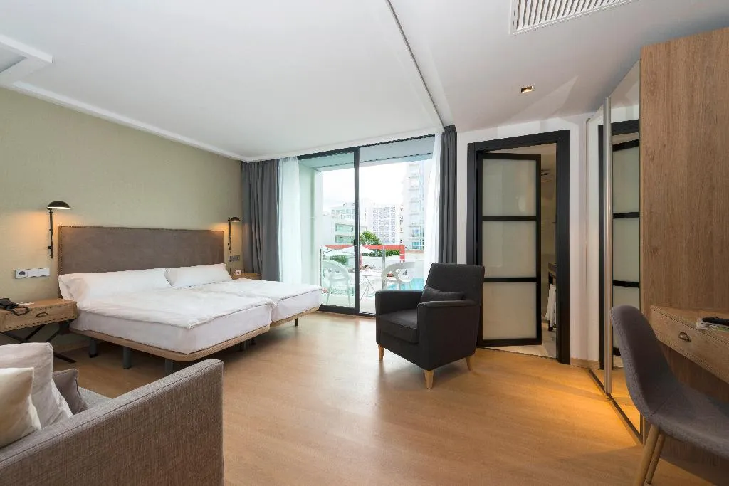 Double or Twin WITH BALCONY Room, Kyrat Amarac Suites, Majorca