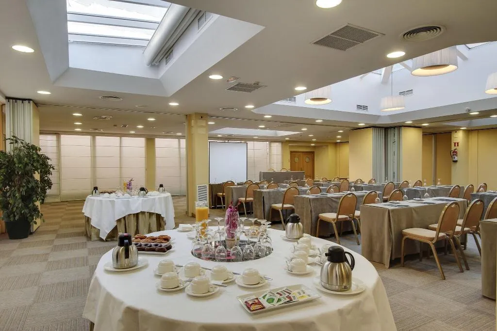 Conferences, 1881 Madrid Ventas Hotel, Madrid
