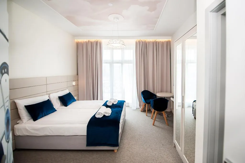 DOUBLE DELUXE WITH BALCONY Room, Hotel Gdynia Boutique, Gdansk