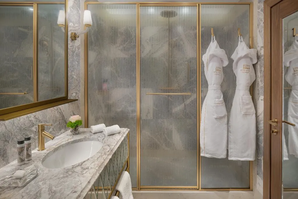 JUNIOR SUITE LAGOON VIEW Room, Hotel Gabrielli Venezia - Starhotels Collezione, Venice