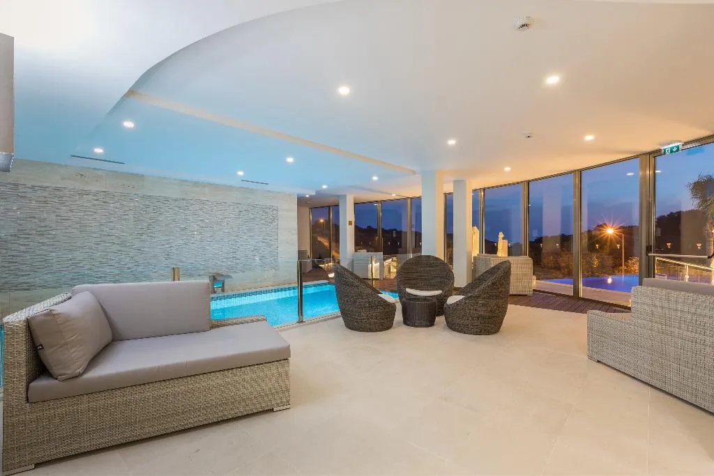 Sports and Entertainment, Caneiros Luxury House & Suites, Algarve