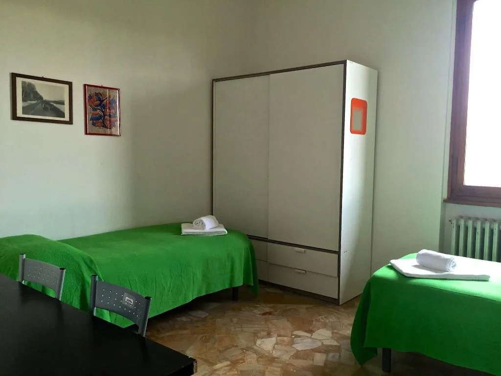 Room, Iris Florentina, Florence