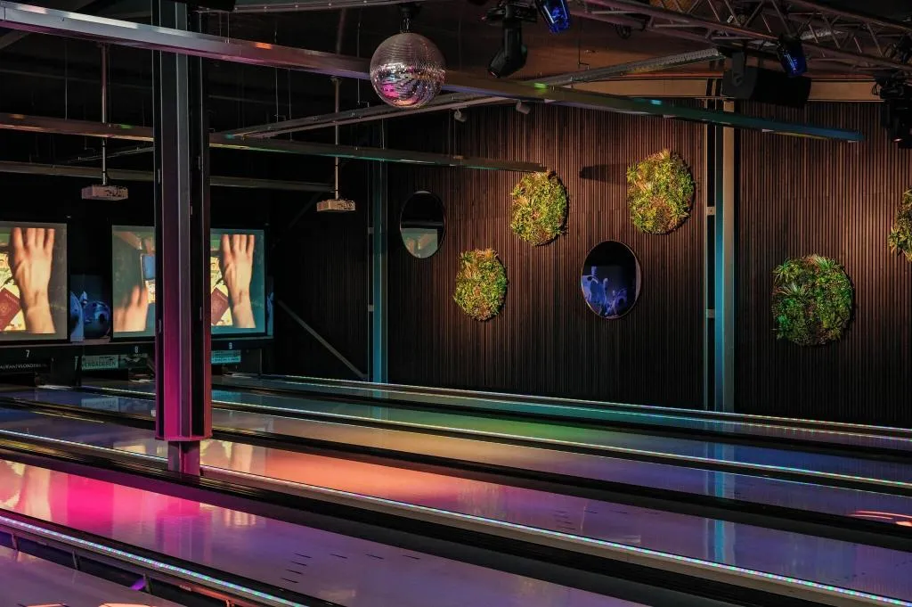 Sports and Entertainment, Hotel Mitland, Amsterdam