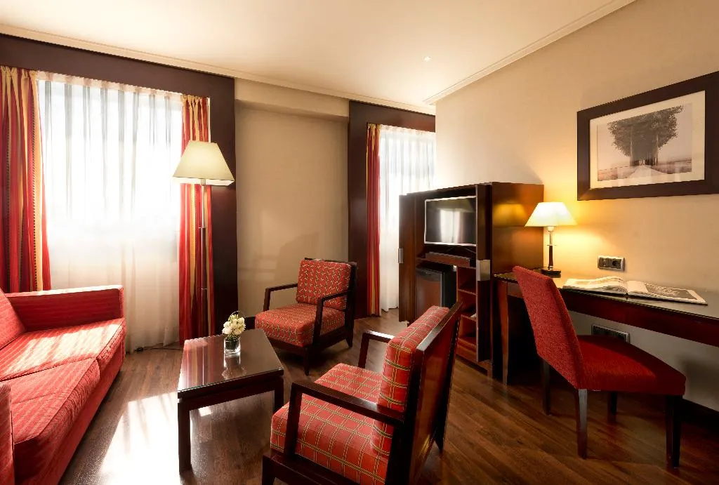JUNIOR SUITE STANDARD Room, Sevilla Center, Seville
