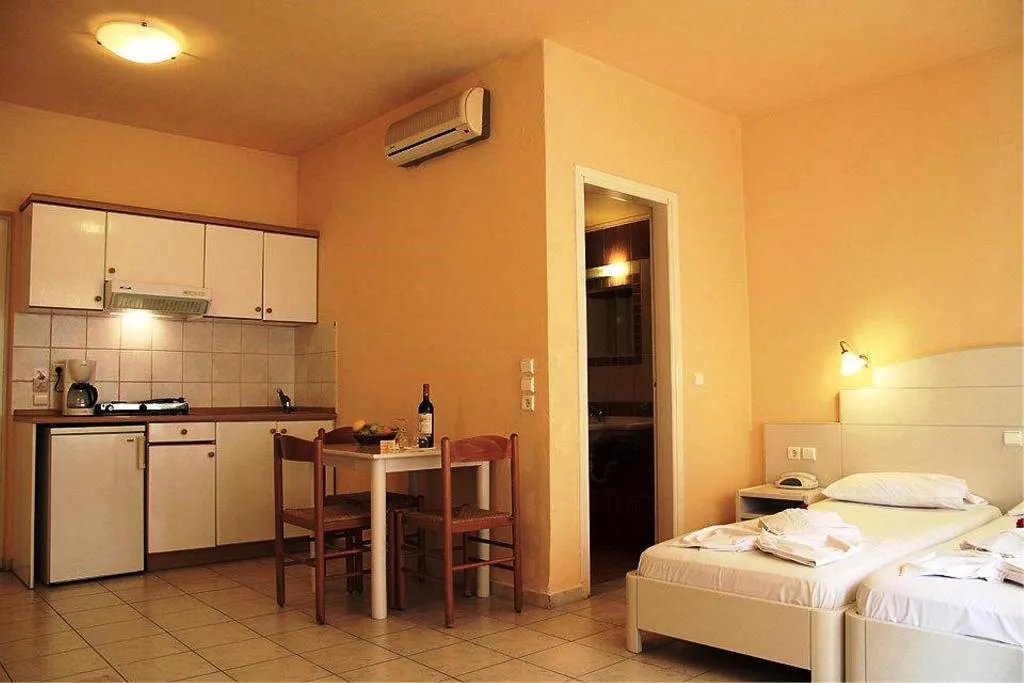 STUDIO STANDARD Room, Golden Sand, Crete