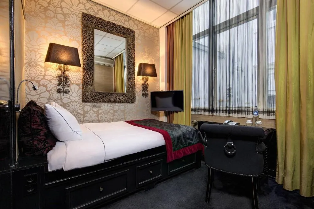 Room, The Pavilions Amsterdam, The Toren, Amsterdam