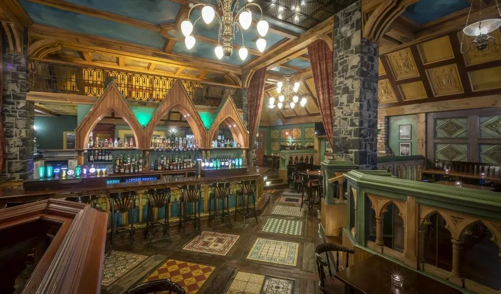 Bar, Temple Gate, Shannon