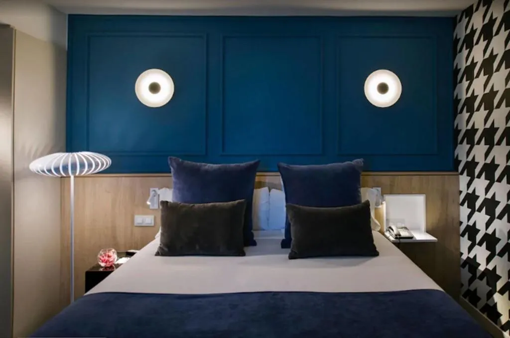 FAMILY ROOM DELUXE TWO DOUBLE BEDS Room, Mirador de Chamartin, Madrid