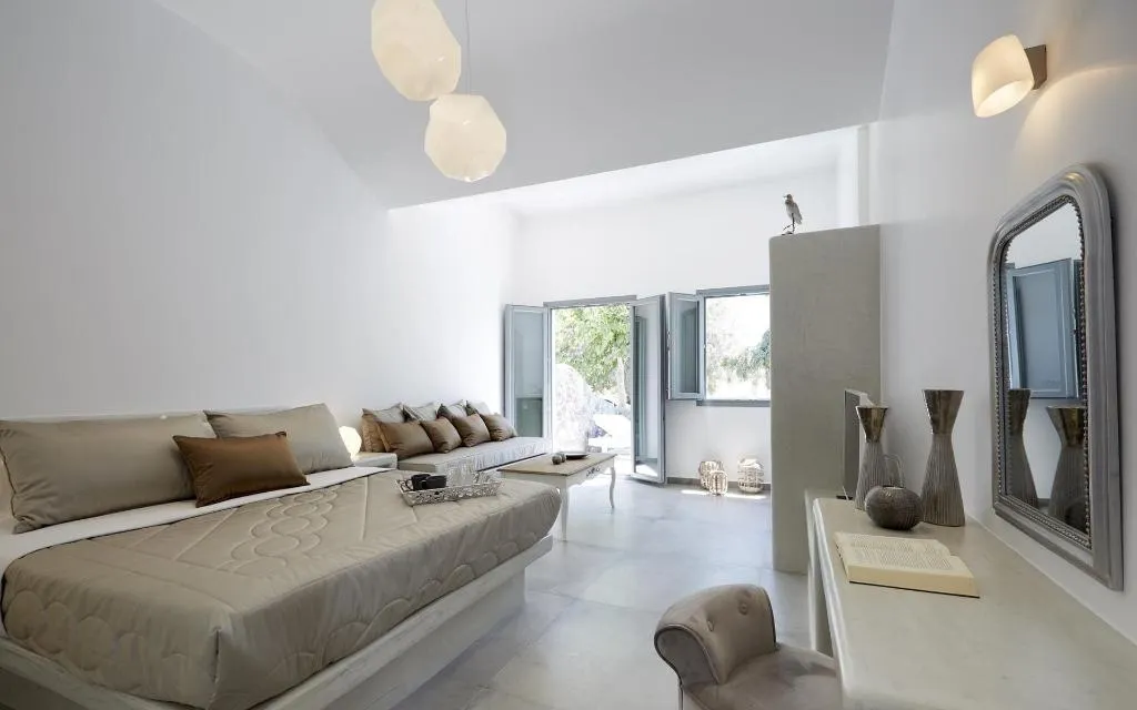 Room, Amara Suites Santorini, Santorini