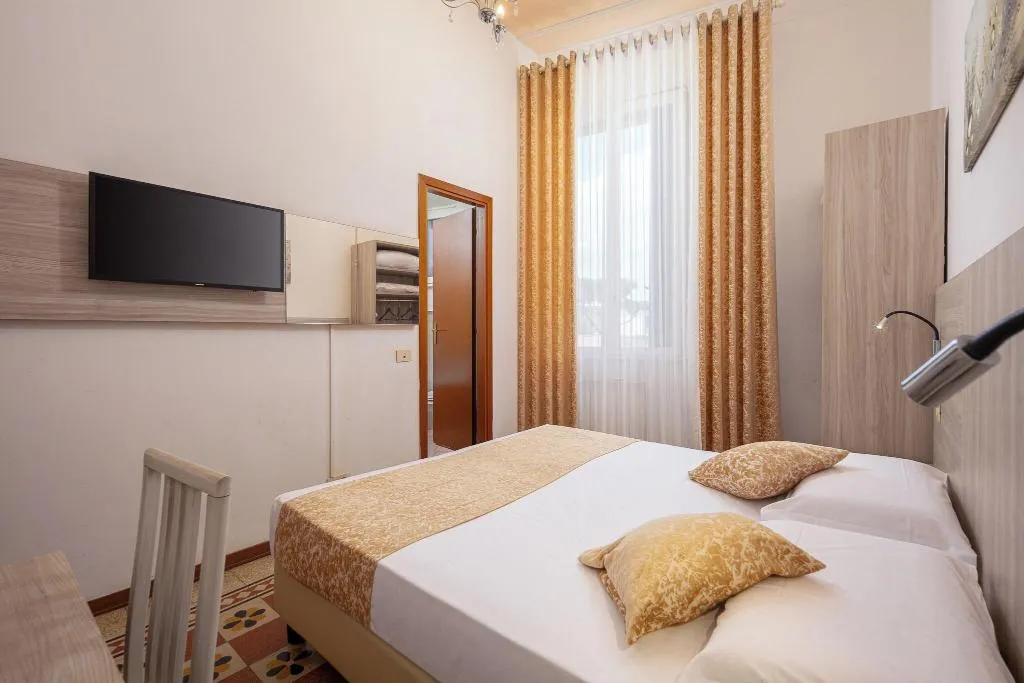 DOUBLE STANDARD Room, Lilium Hotel, Florence