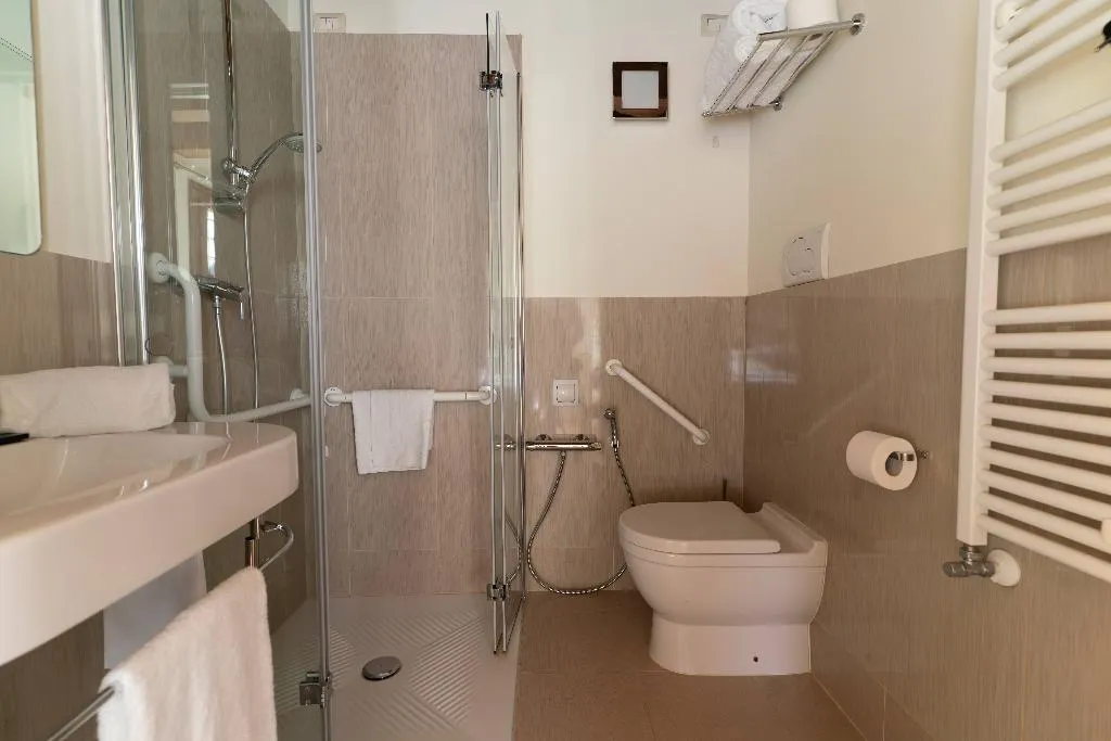 DOUBLE SINGLE USE COMFORT Room, Fiori e Frutti Agriresort, Venice