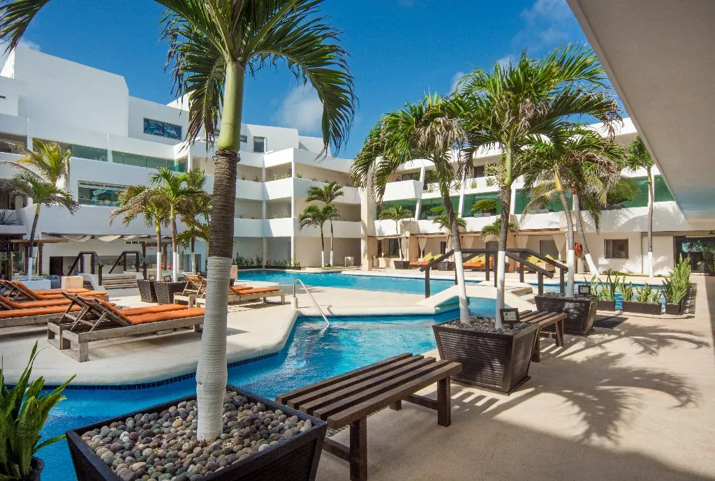 Pool, Flamingo Cancun All Inclusive, Cancun Area