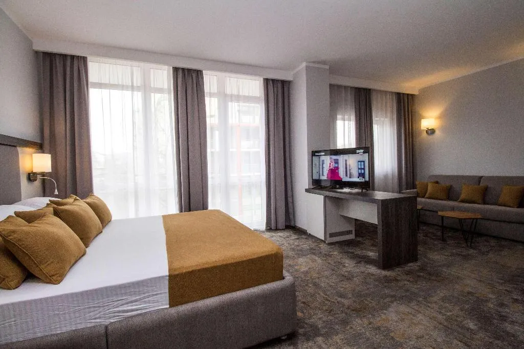 DOUBLE DELUXE Room, Best Western Plus Premium Inn, Bourgas