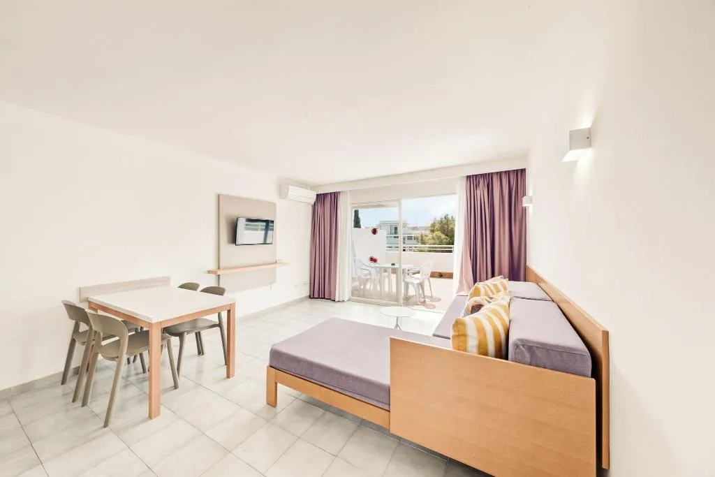 APARTMENT TWO BEDS Room, Vista Club, Majorca