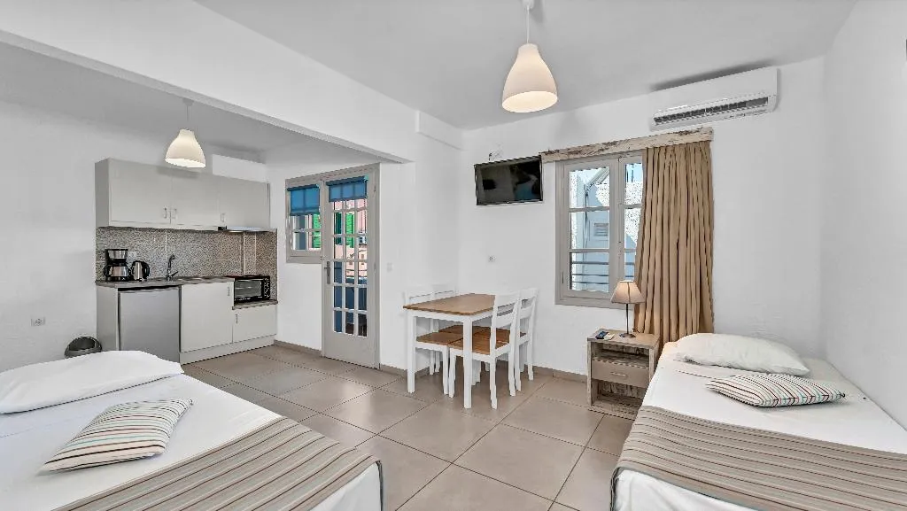 JUNIOR SUITE CAPACITY 4 Room, Evina Rooms and Suites, Crete
