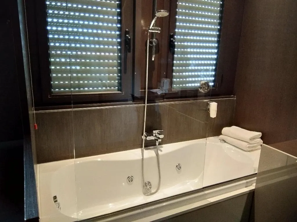 DOUBLE DELUXE Room, Palace Hotel, Naples