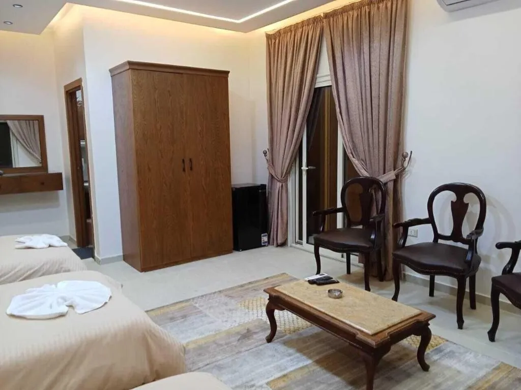 Room, New Panorama Inn, Cairo