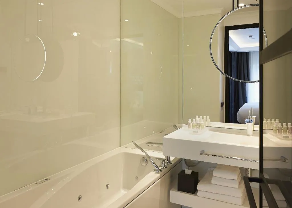 Room, The Serras Hotel Barcelona, Barcelona
