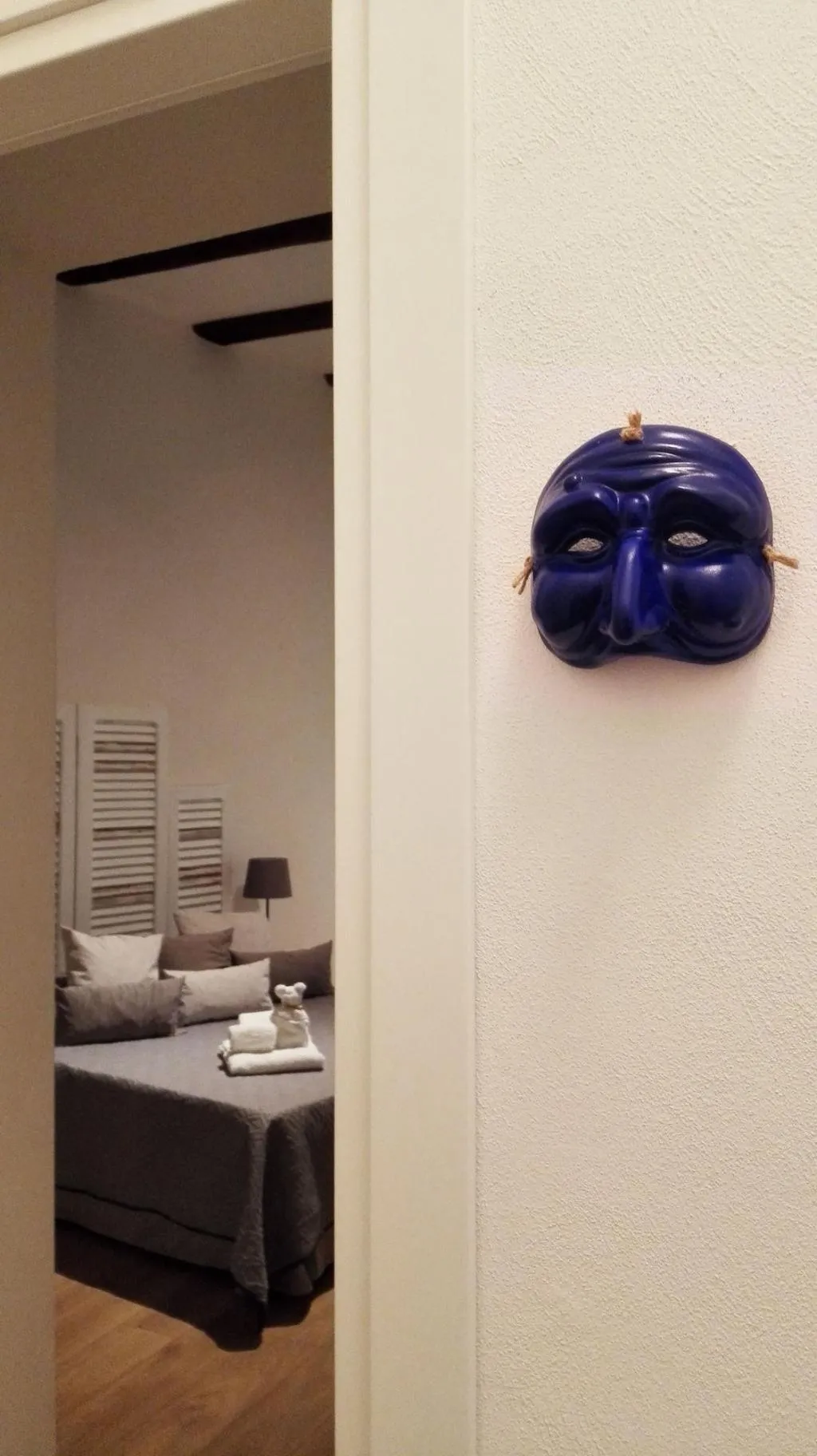 Room, Quartino Napoletano, Naples