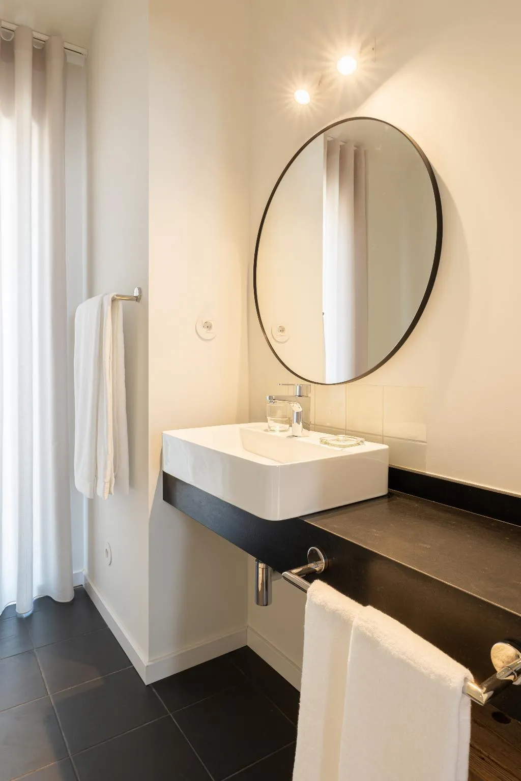 APARTMENT TWO BEDROOMS Room, CasaNova Farmhouse, Porto