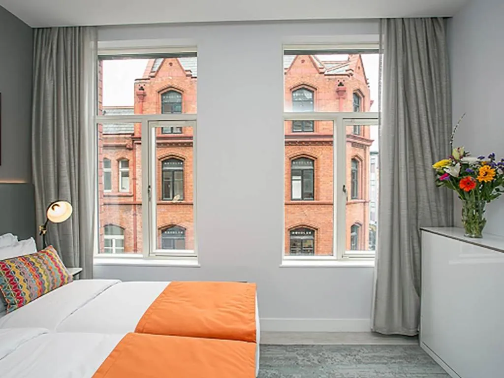 Room, Grafton Street Studios, Dublin