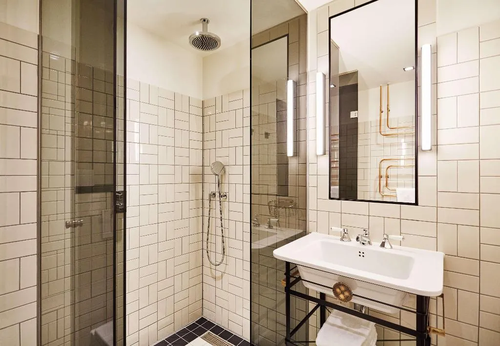 Room, The Hoxton Amsterdam, Amsterdam