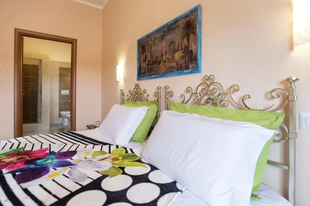 Room, Il Sole, Cagliari