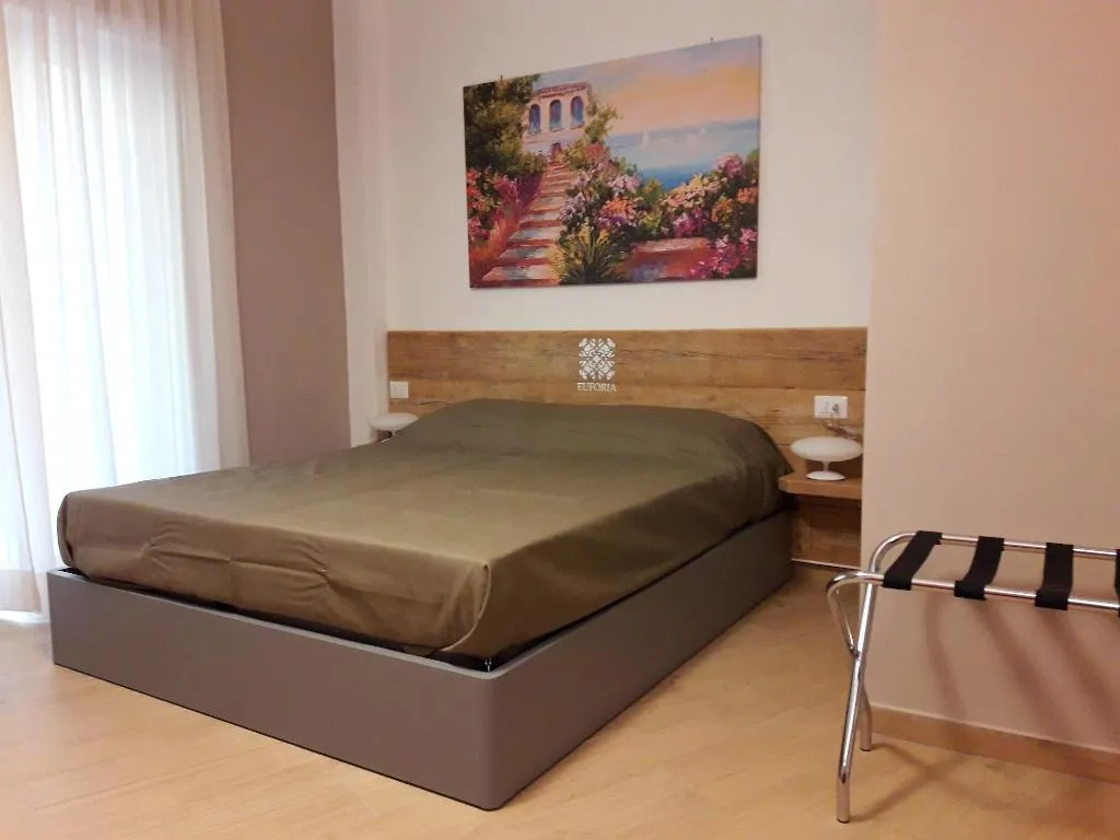 Room, Euforia Napoli, Naples